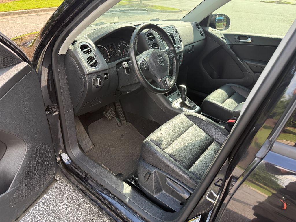 2016 Volkswagen Tiguan S - Photo 10
