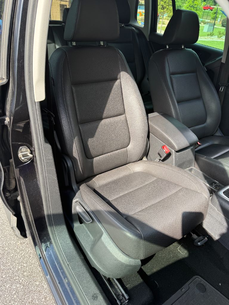 2016 Volkswagen Tiguan S - Photo 12