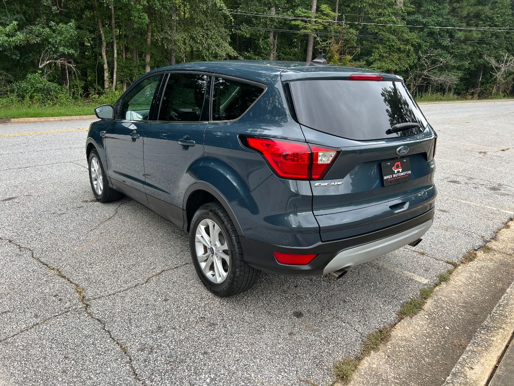2019 Ford Escape SE - Photo 6