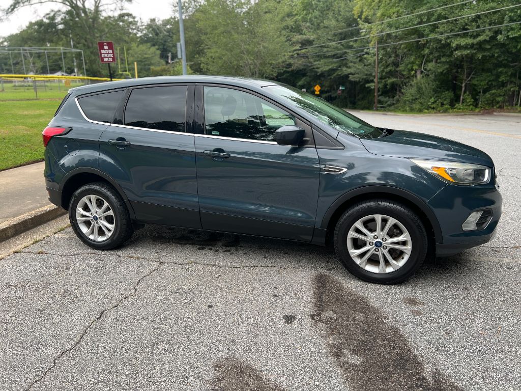 2019 Ford Escape SE - Photo 8