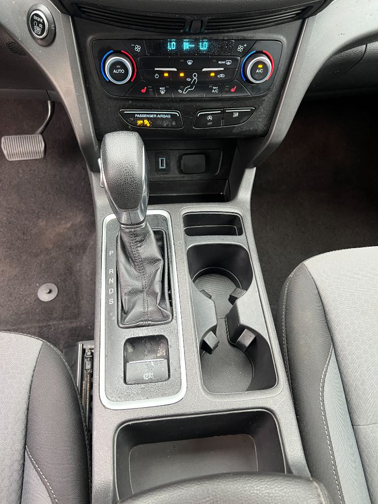 2019 Ford Escape SE - Photo 16