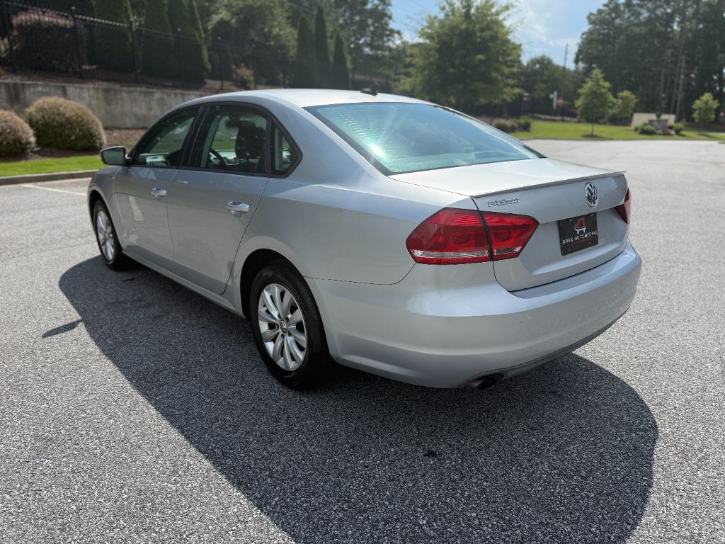 2014 Volkswagen Passat Wolfsbug Edition - Photo 7