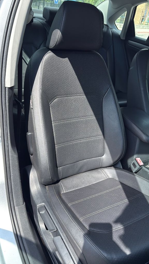 2014 Volkswagen Passat Wolfsbug Edition - Photo 14
